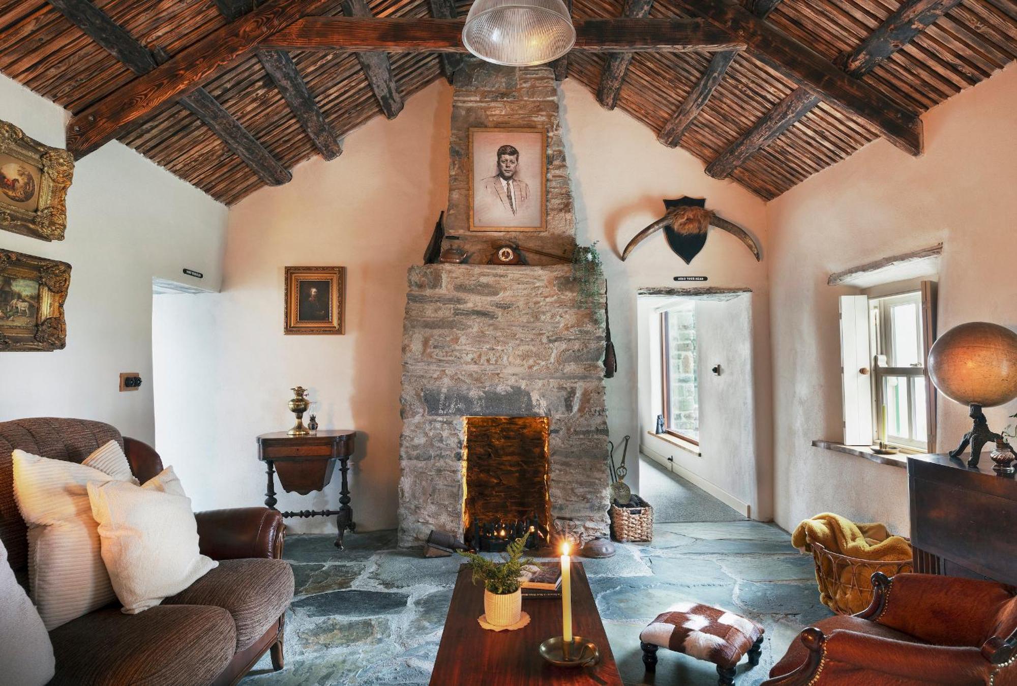 Secluded Thatched Cottage, Near Beaches & Hill Walking Rashenny Exteriör bild